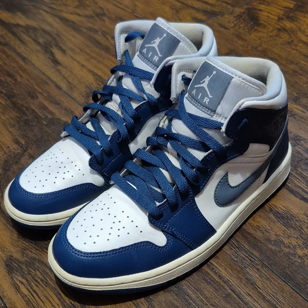 Jordan Women Navy and White High-Top Sneakers - Picture 2 of 6